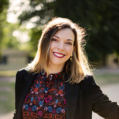 Profesora master marketing digital Raquel González